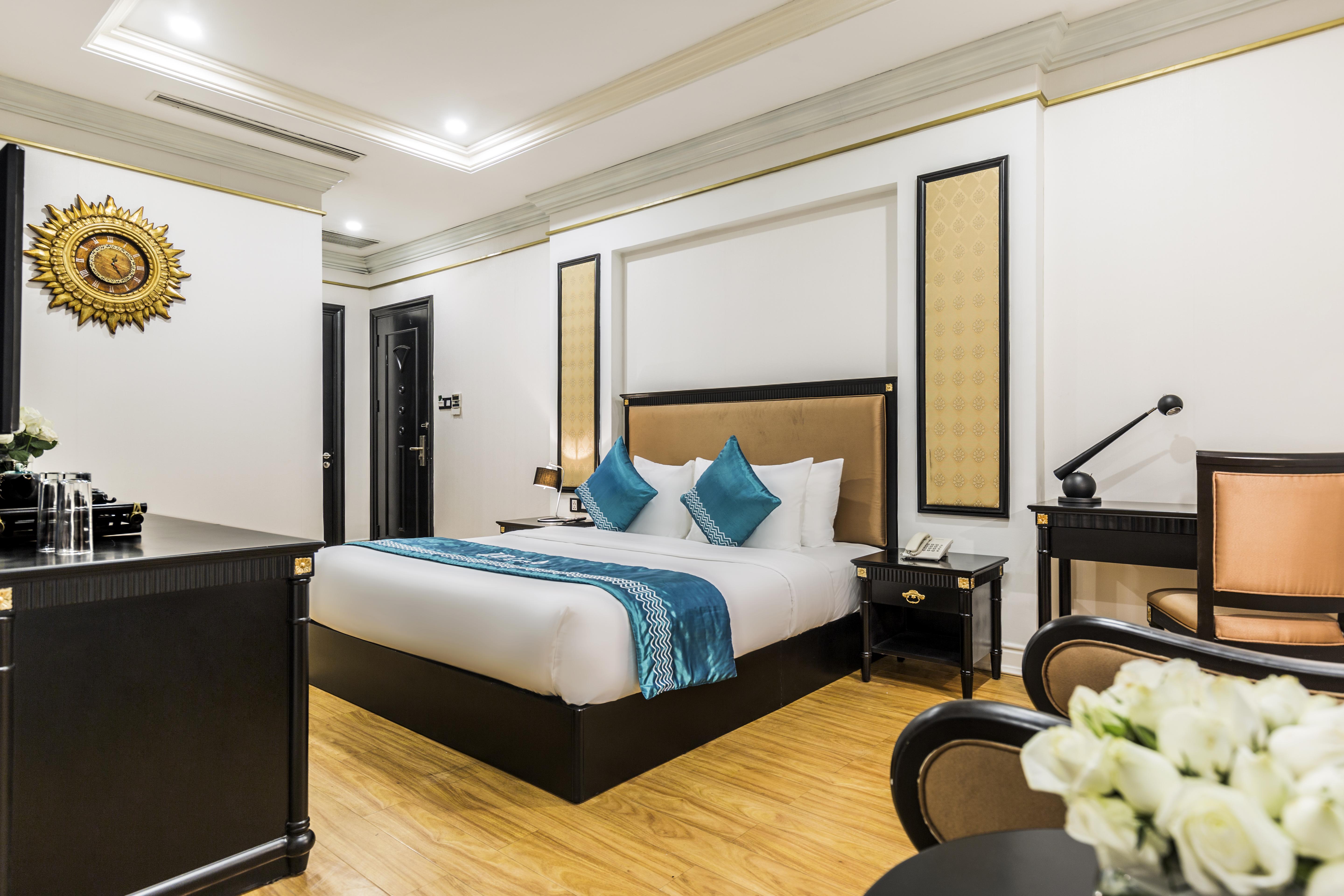 Ibiza Riverfront Da Nang Hotel Powered By Aston Dış mekan fotoğraf
