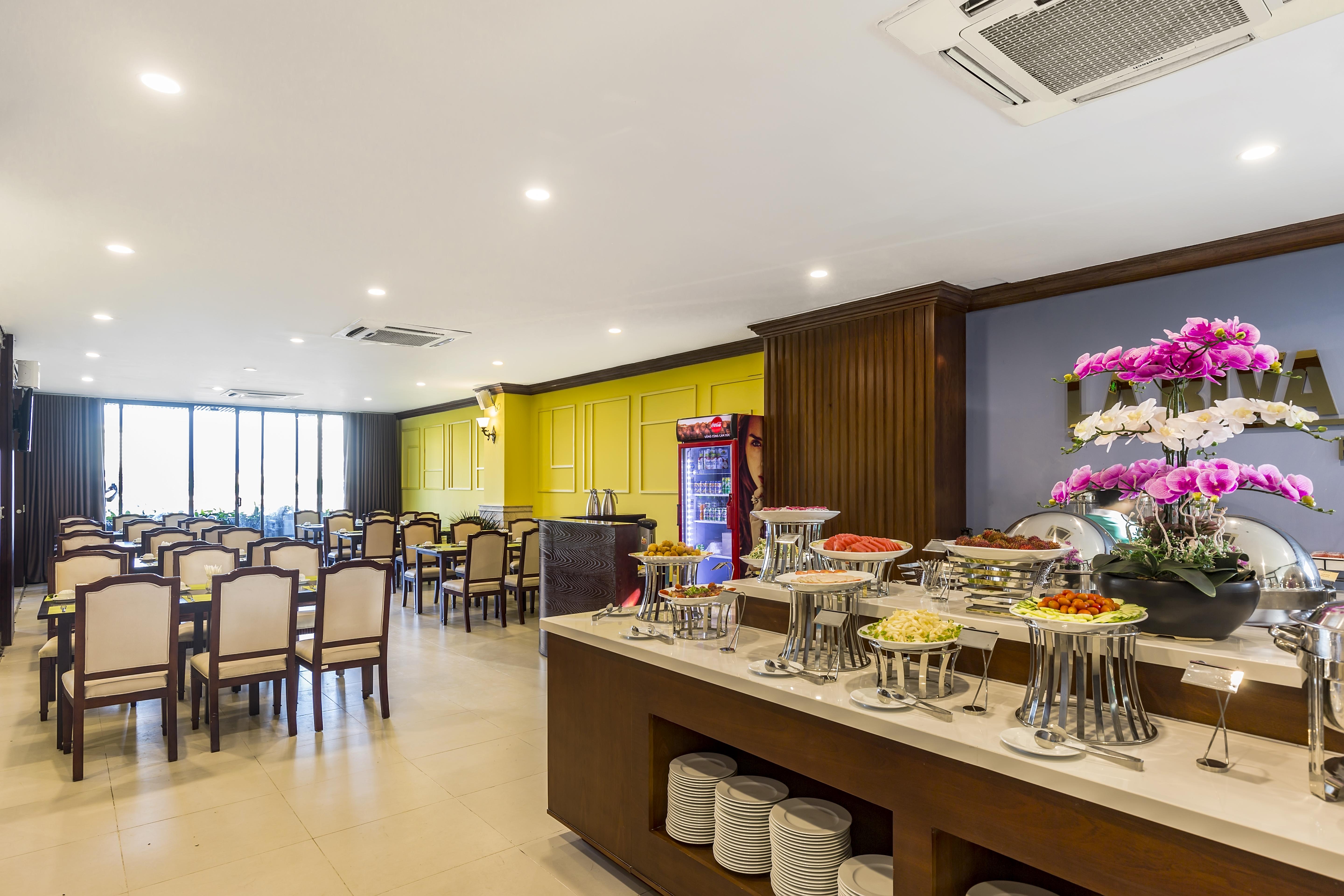 Ibiza Riverfront Da Nang Hotel Powered By Aston Dış mekan fotoğraf
