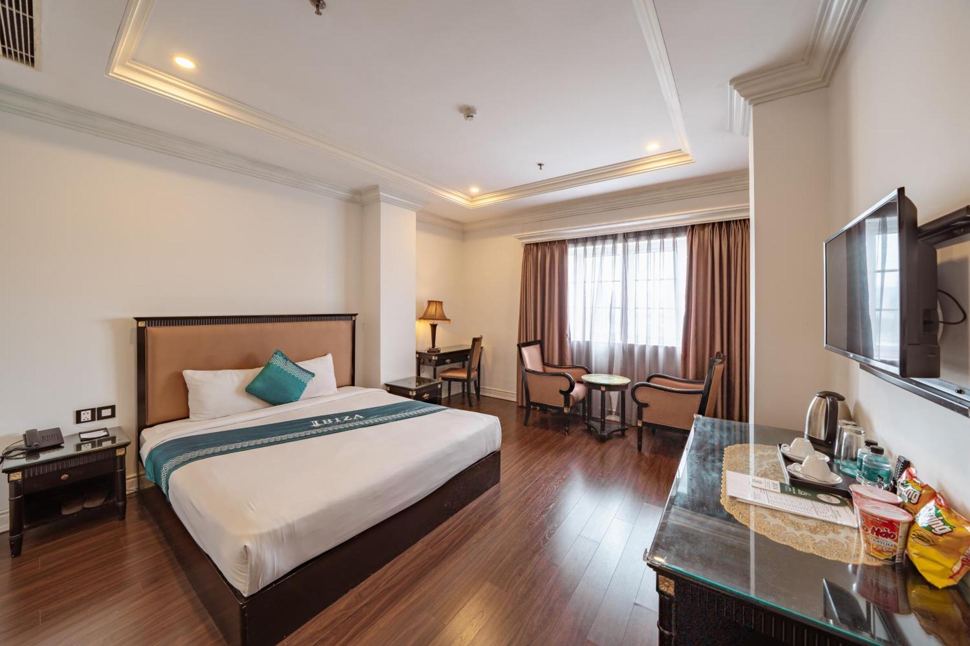 Ibiza Riverfront Da Nang Hotel Powered By Aston Dış mekan fotoğraf